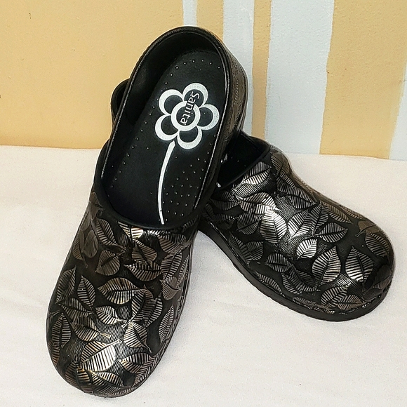 Sanita  Clogs Silver Bronze Metallic Leaf - Picture 1 of 16